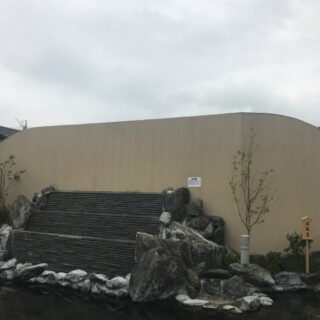 温浴施設外壁の黒ずみ除去（外壁清掃）